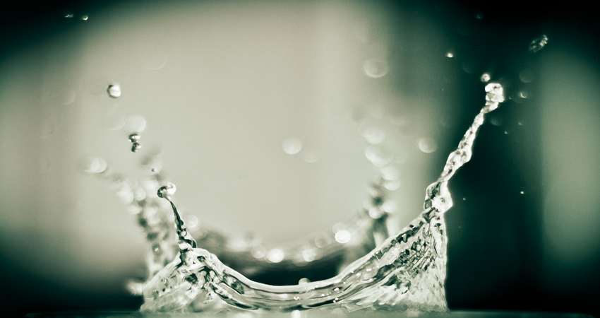 water splash by allanur d4ja2vn
