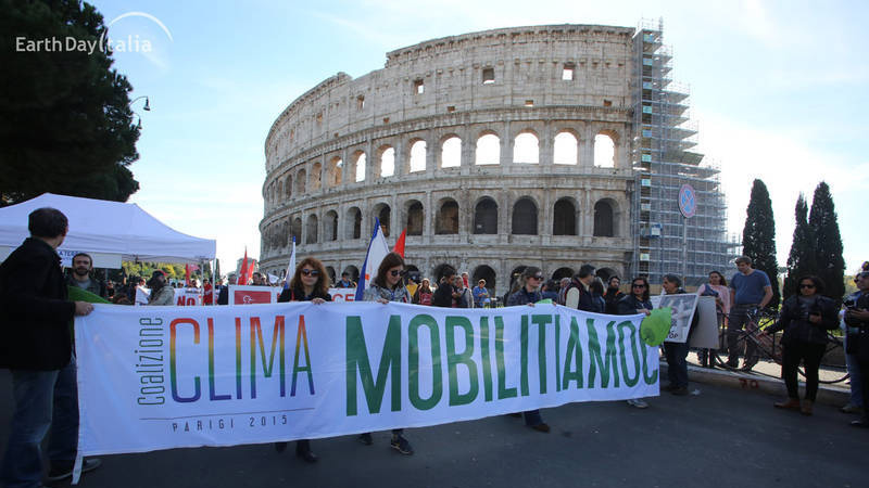 Road to Paris Marcia per il Clima a Roma il 29 Novembre reference